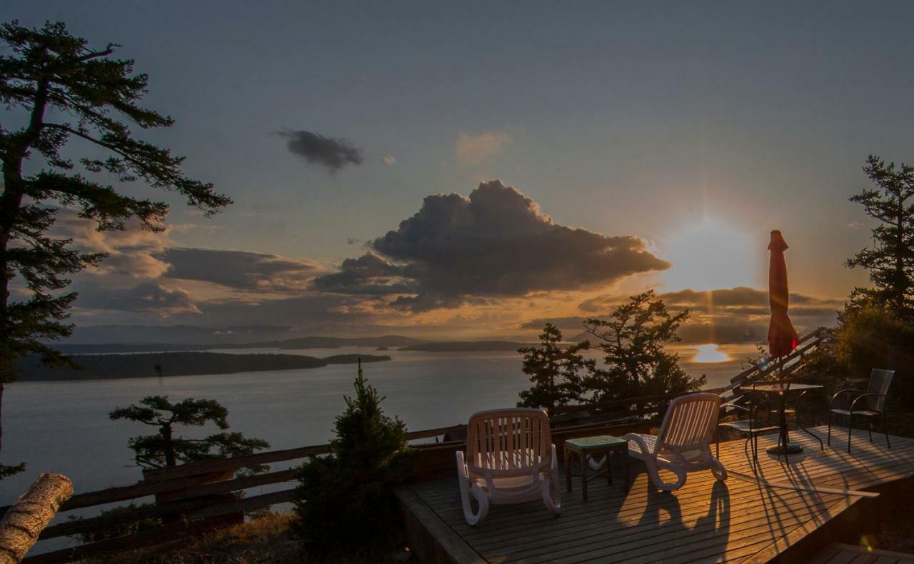 Shangri-La Oceanfront Vacation Home Bedwell Harbour Dış mekan fotoğraf